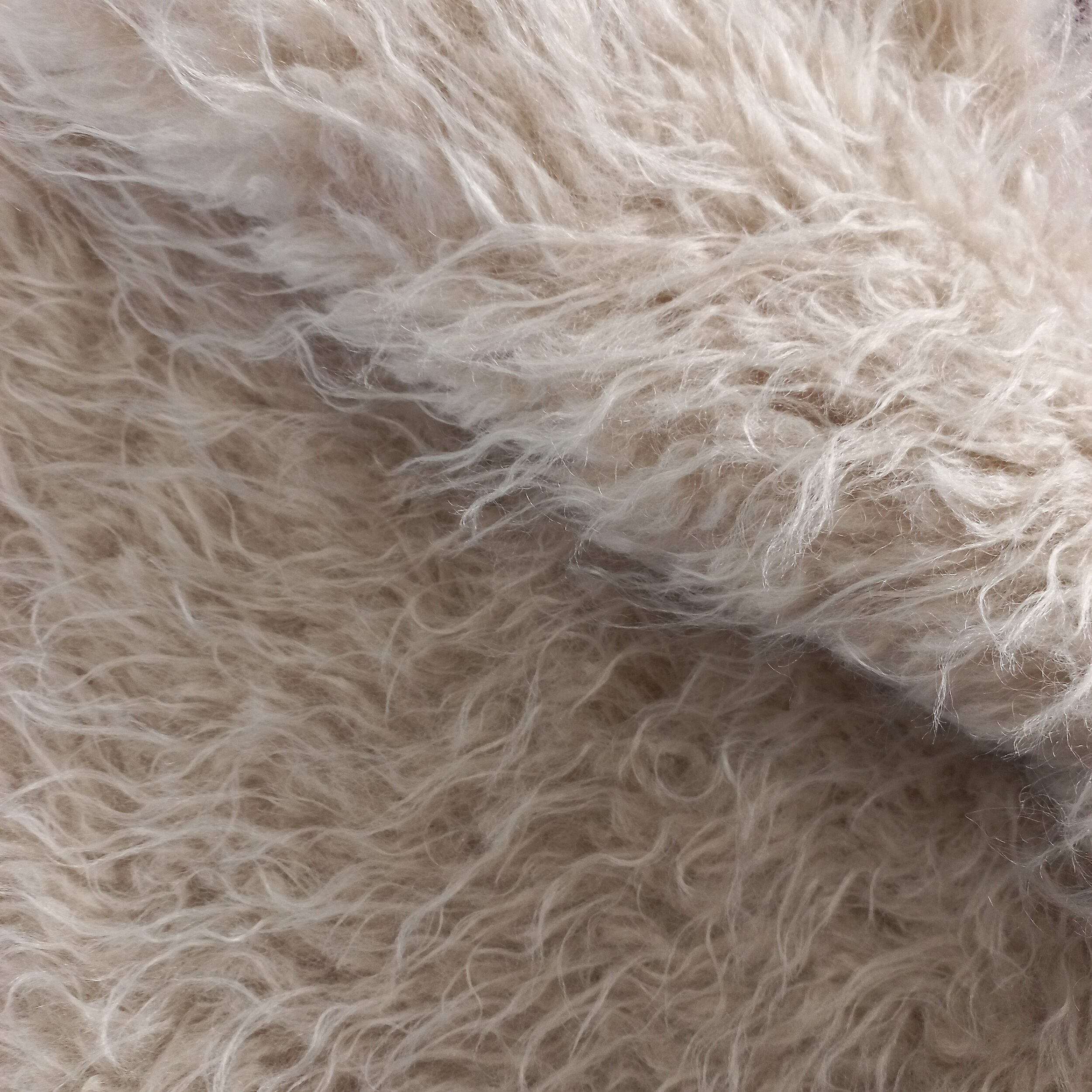 CLC2599 C#BEIGE FAUX FUR – BEIGE | Fashiontree