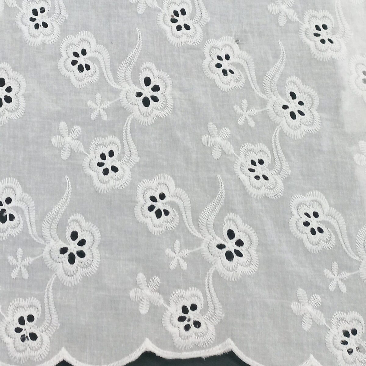 COTTON EMBROIDERY – FLOWERS – CREAM | Fashiontree