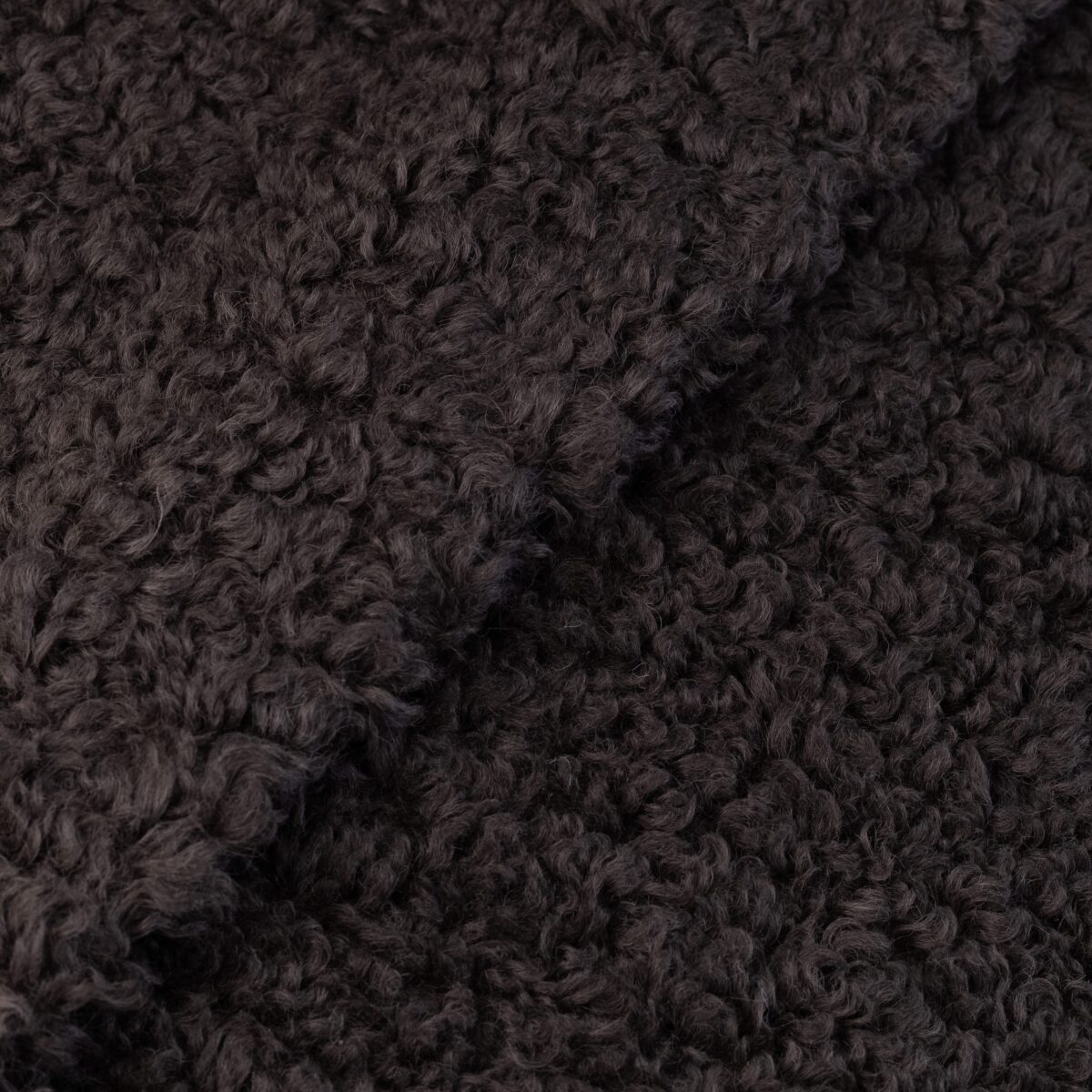 FAUX FUR - CHOCOLATE - Image 4